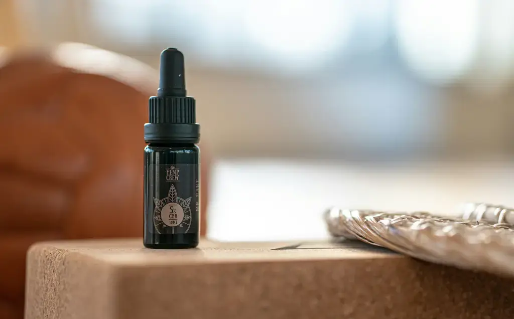 Apotheke香氛蠟燭：喚醒嗅覺，點亮心靈的溫柔之光